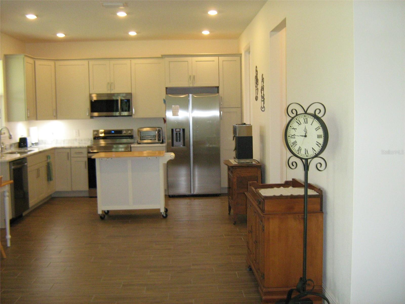 Image 7 of 19 For 535 Dowling Circle