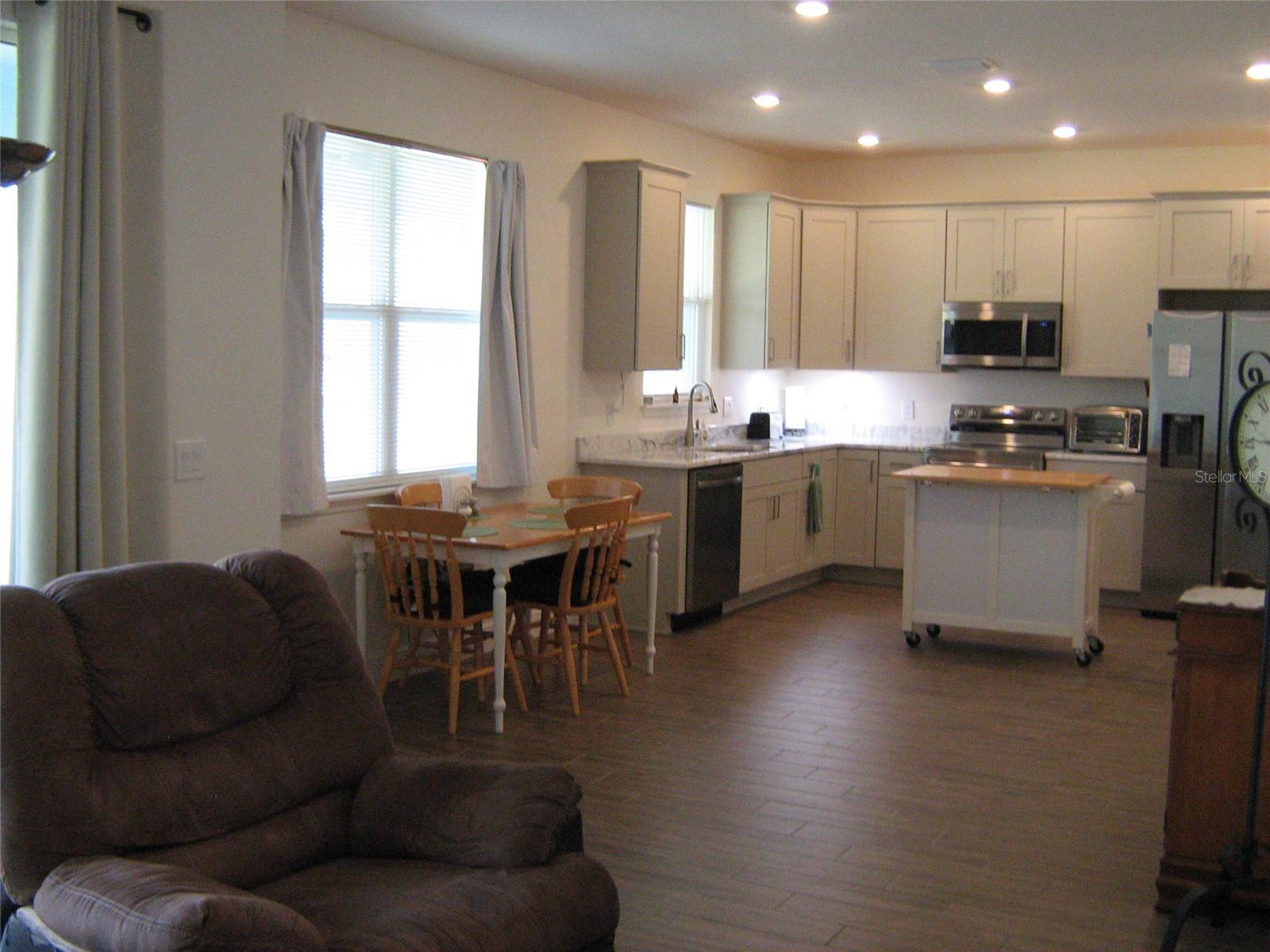 Image 8 of 19 For 535 Dowling Circle