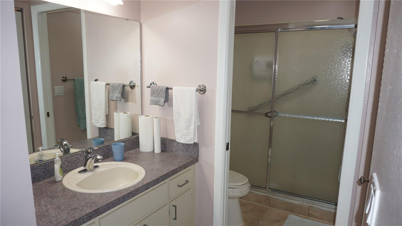 Image 16 of 30 For 7713 Hillside Court 203