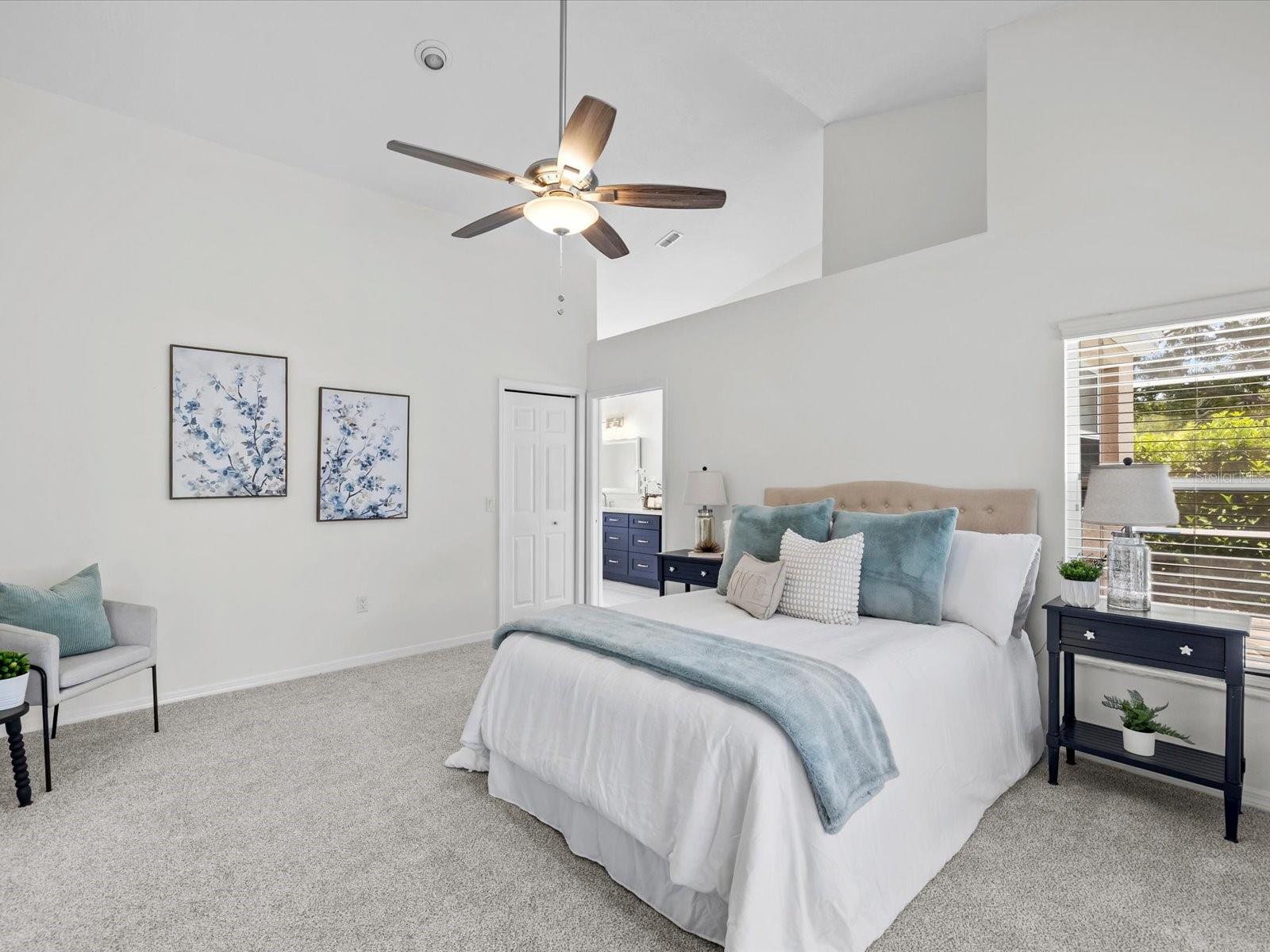 Image 15 of 51 For 9631 Oakwood Hills Court