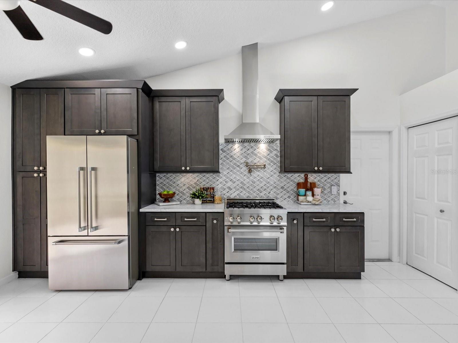 Image 3 of 51 For 9631 Oakwood Hills Court