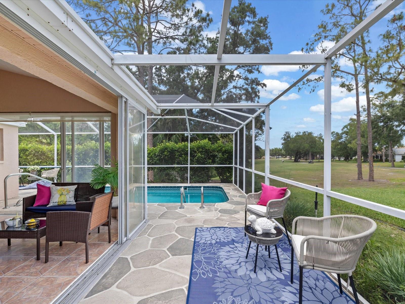 Image 30 of 51 For 9631 Oakwood Hills Court