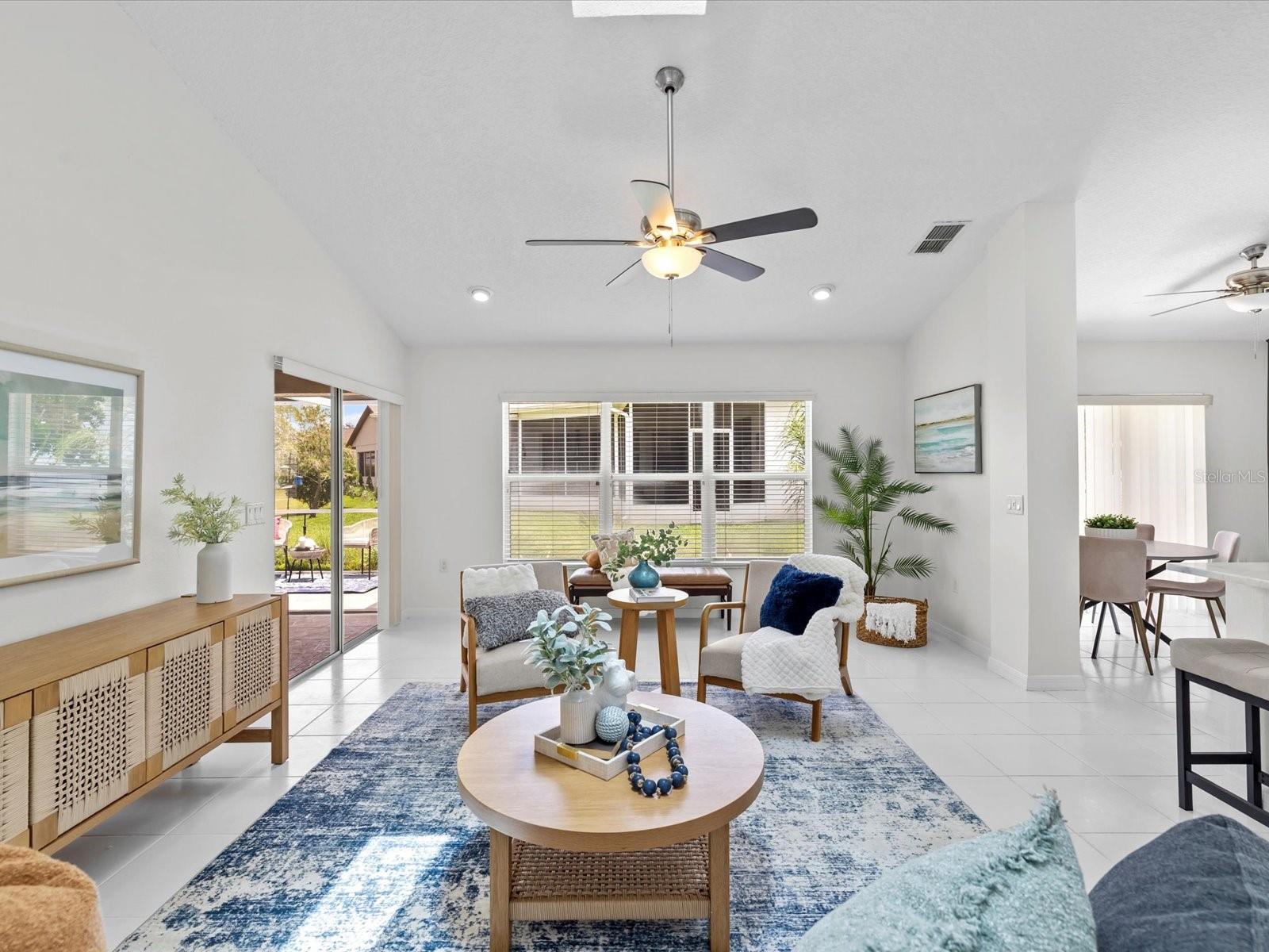 Image 6 of 51 For 9631 Oakwood Hills Court