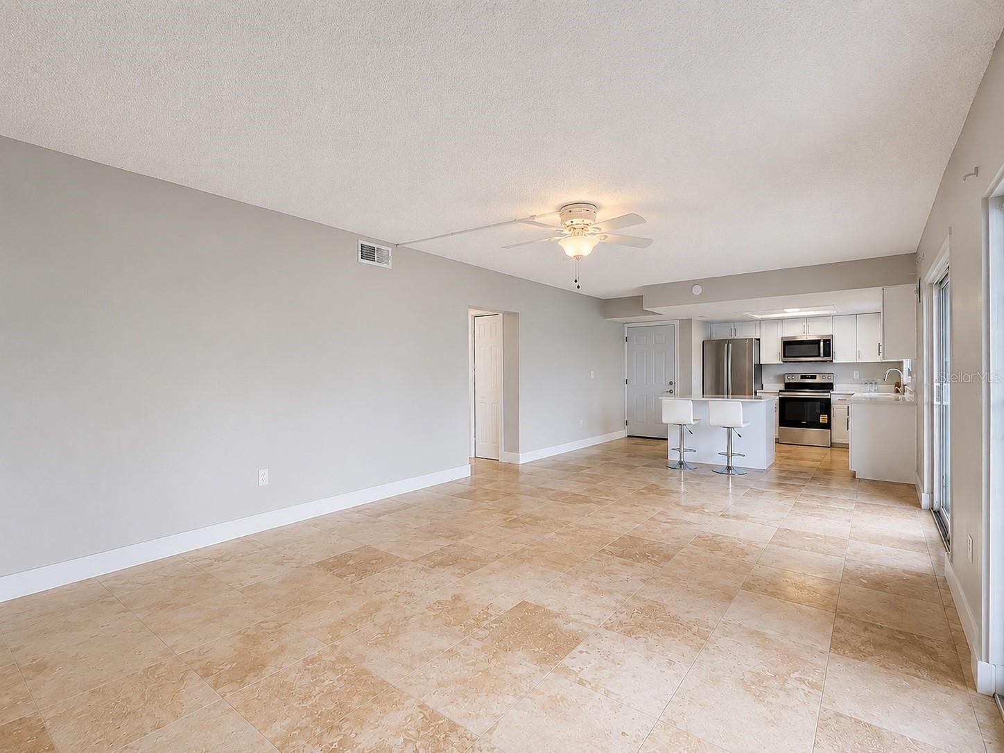 Image 4 of 15 For 8818 Bay Pointe Drive 108