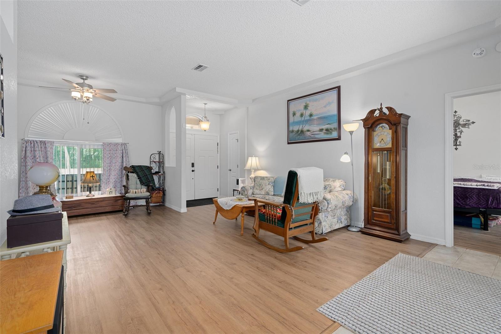 Image 16 of 58 For 4312 Bayridge Court