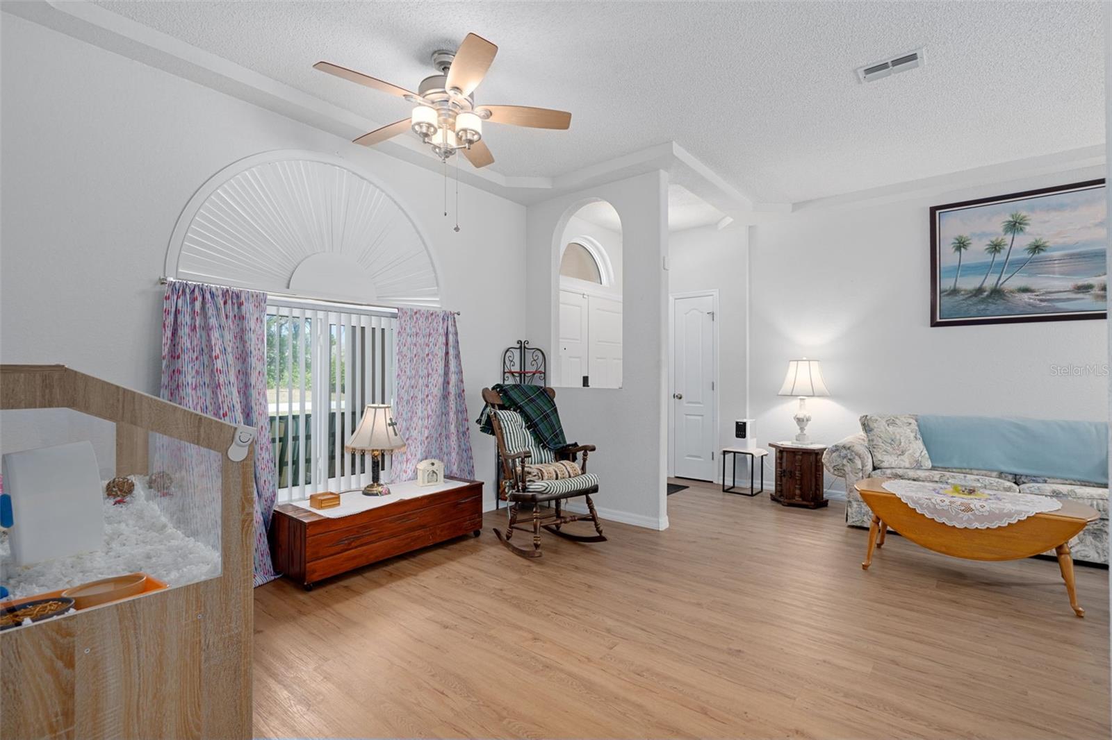 Image 20 of 58 For 4312 Bayridge Court