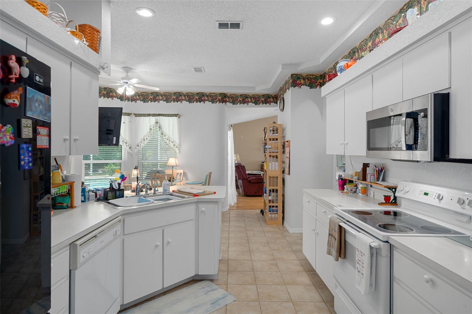 Image 21 of 58 For 4312 Bayridge Court