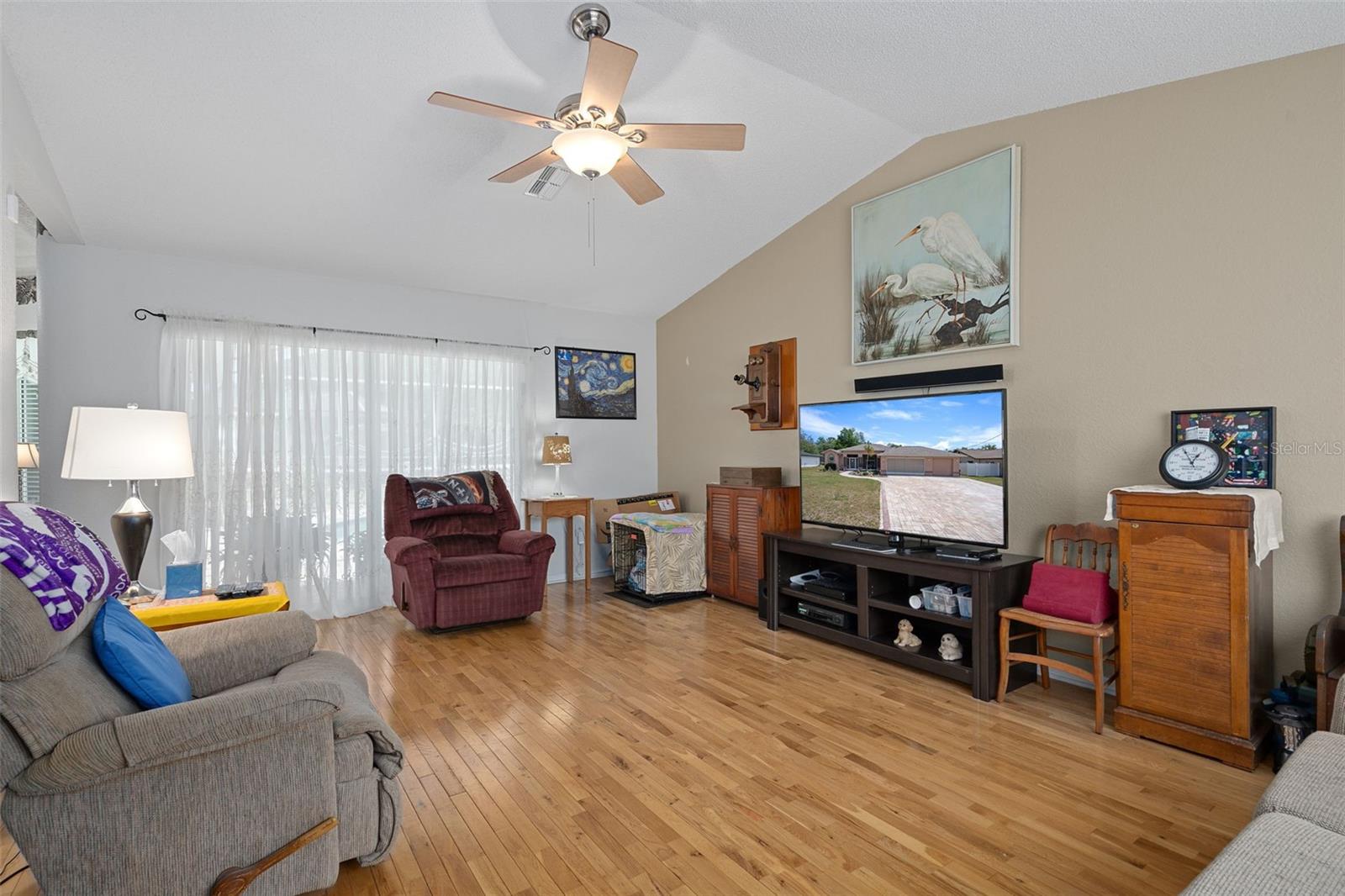 Image 29 of 58 For 4312 Bayridge Court