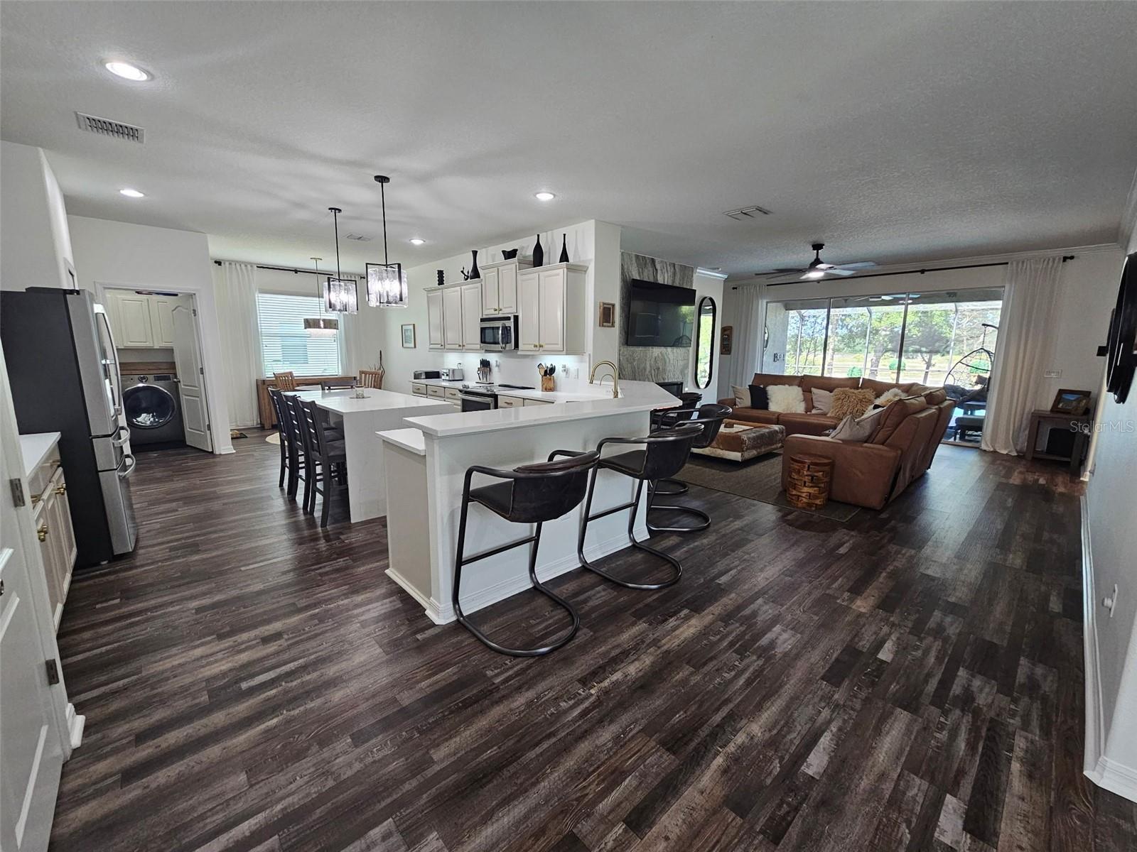 Image 14 of 40 For 12641 Drakefield Drive