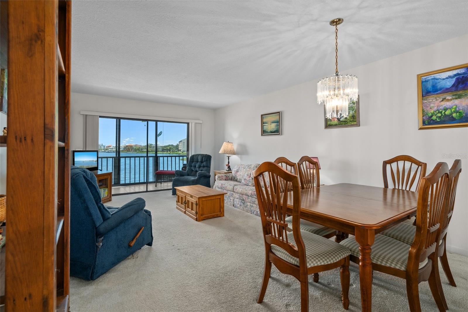 Image 15 of 52 For 8211 Brent Street 816