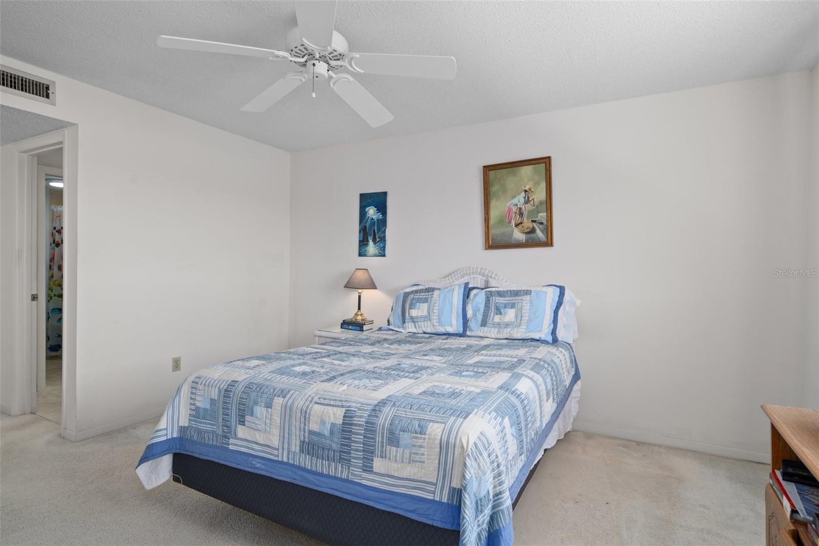 Image 23 of 52 For 8211 Brent Street 816