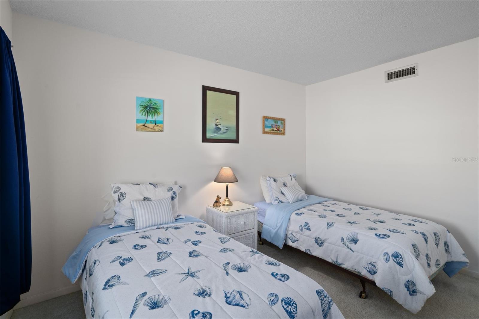 Image 31 of 52 For 8211 Brent Street 816