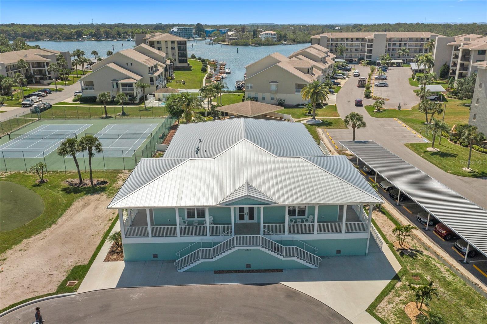 Image 38 of 52 For 8211 Brent Street 816