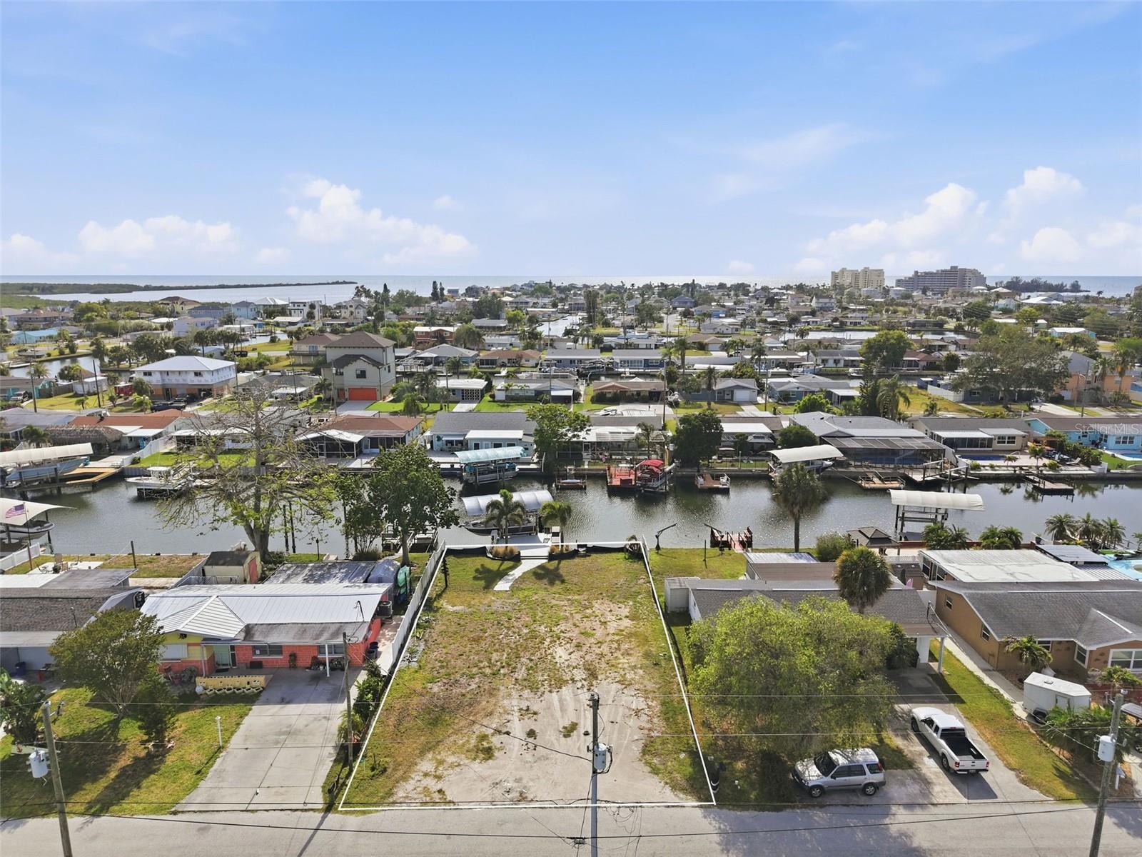 Image 4 of 16 For 13625 Britton Drive