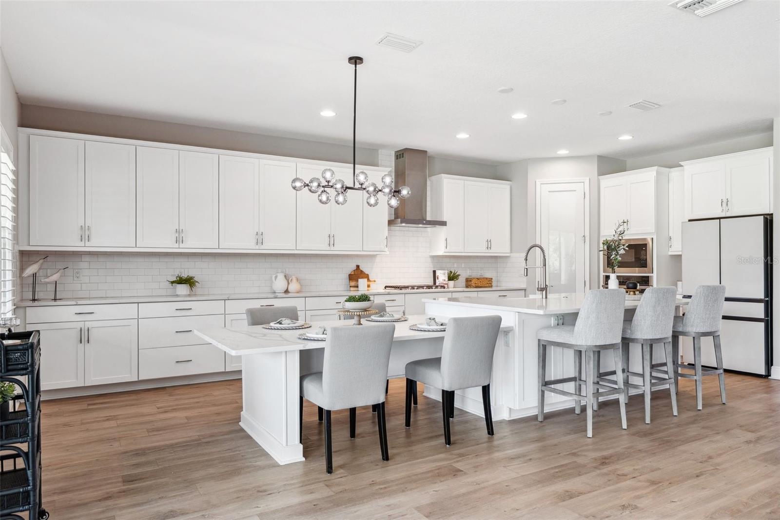 Image 17 of 74 For 4275 Burdick Loop