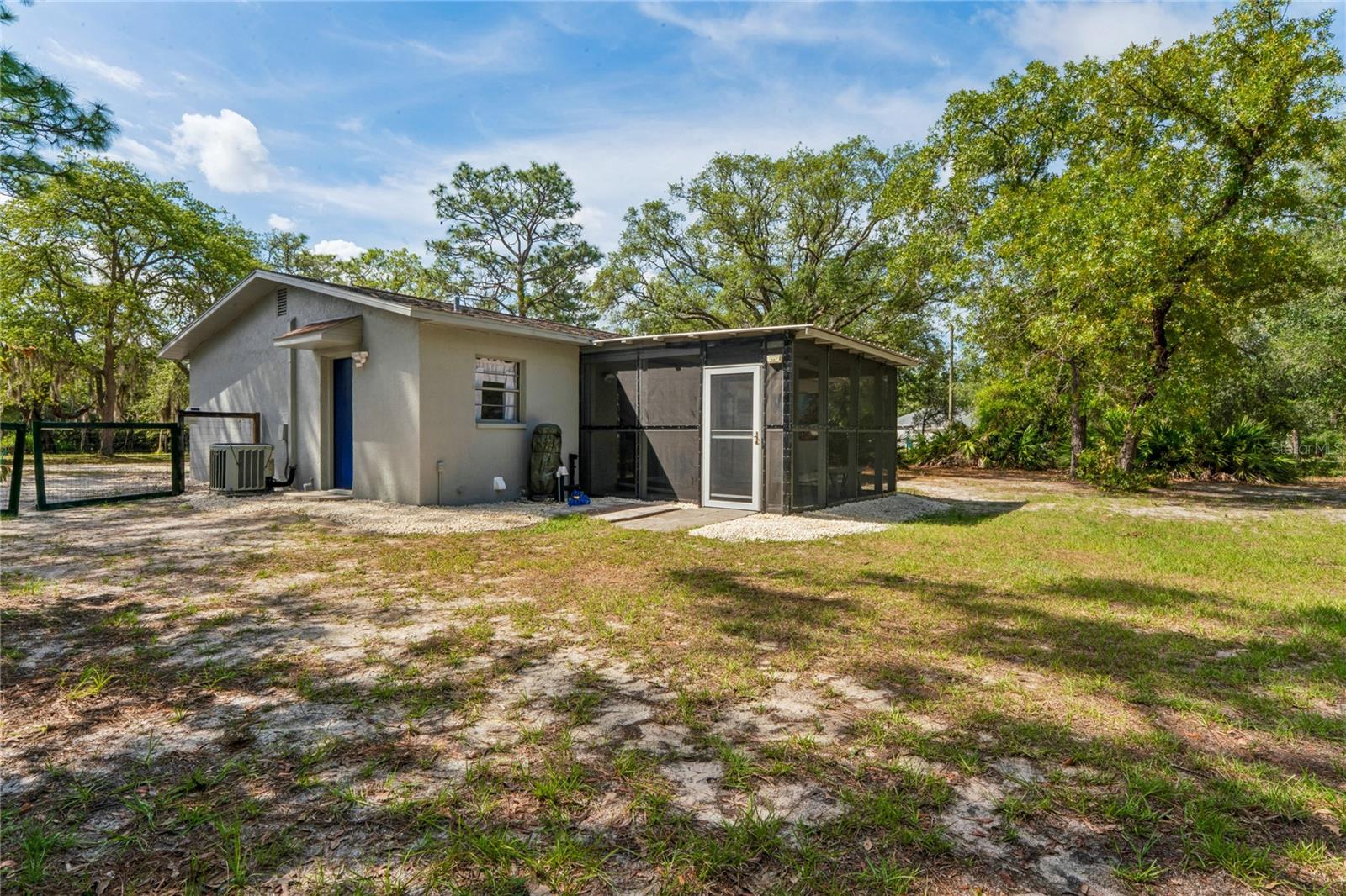 Image 32 of 47 For 14345 Missouri Skylark Road
