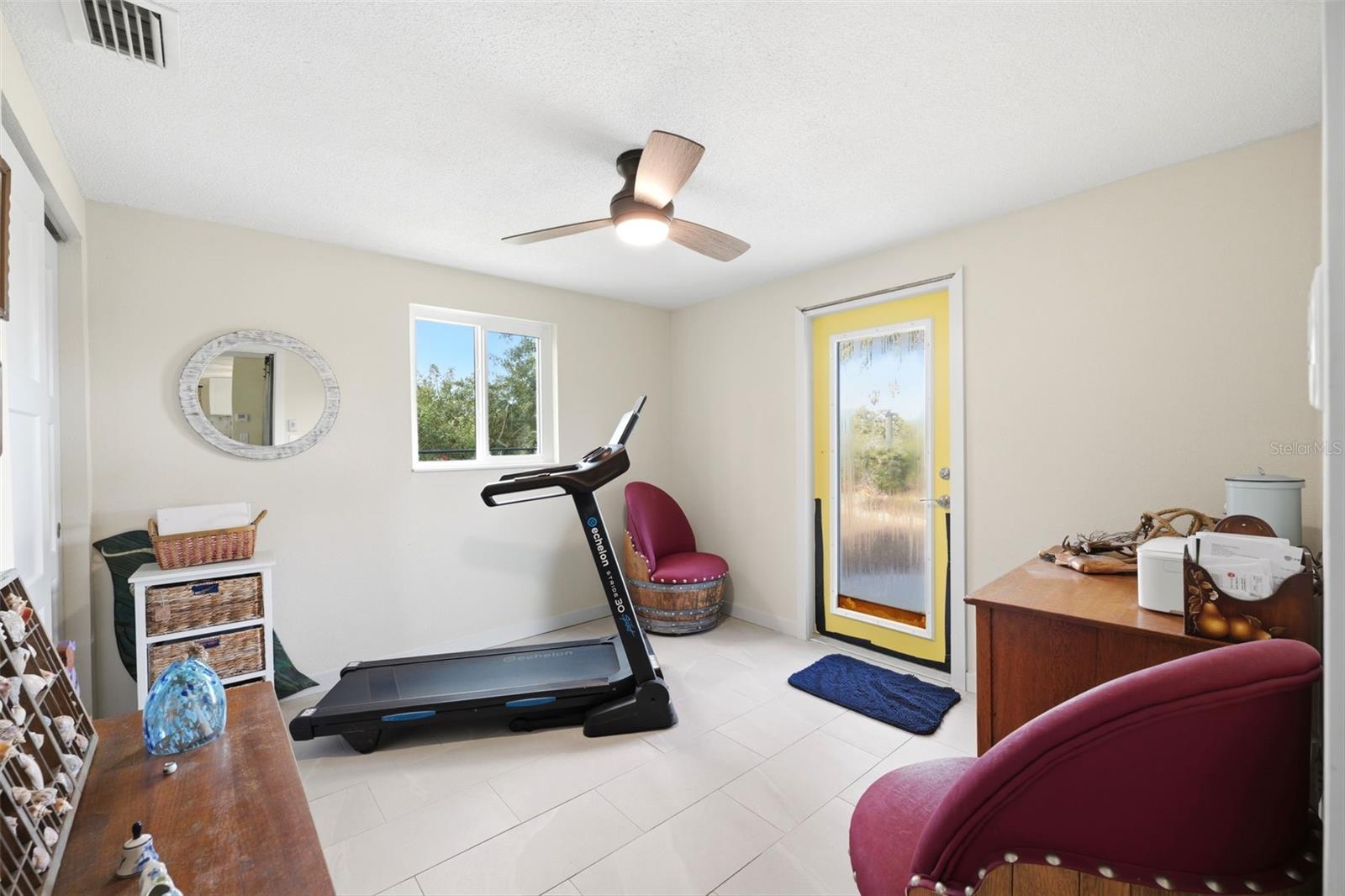Image 17 of 44 For 13231 Starfish Drive