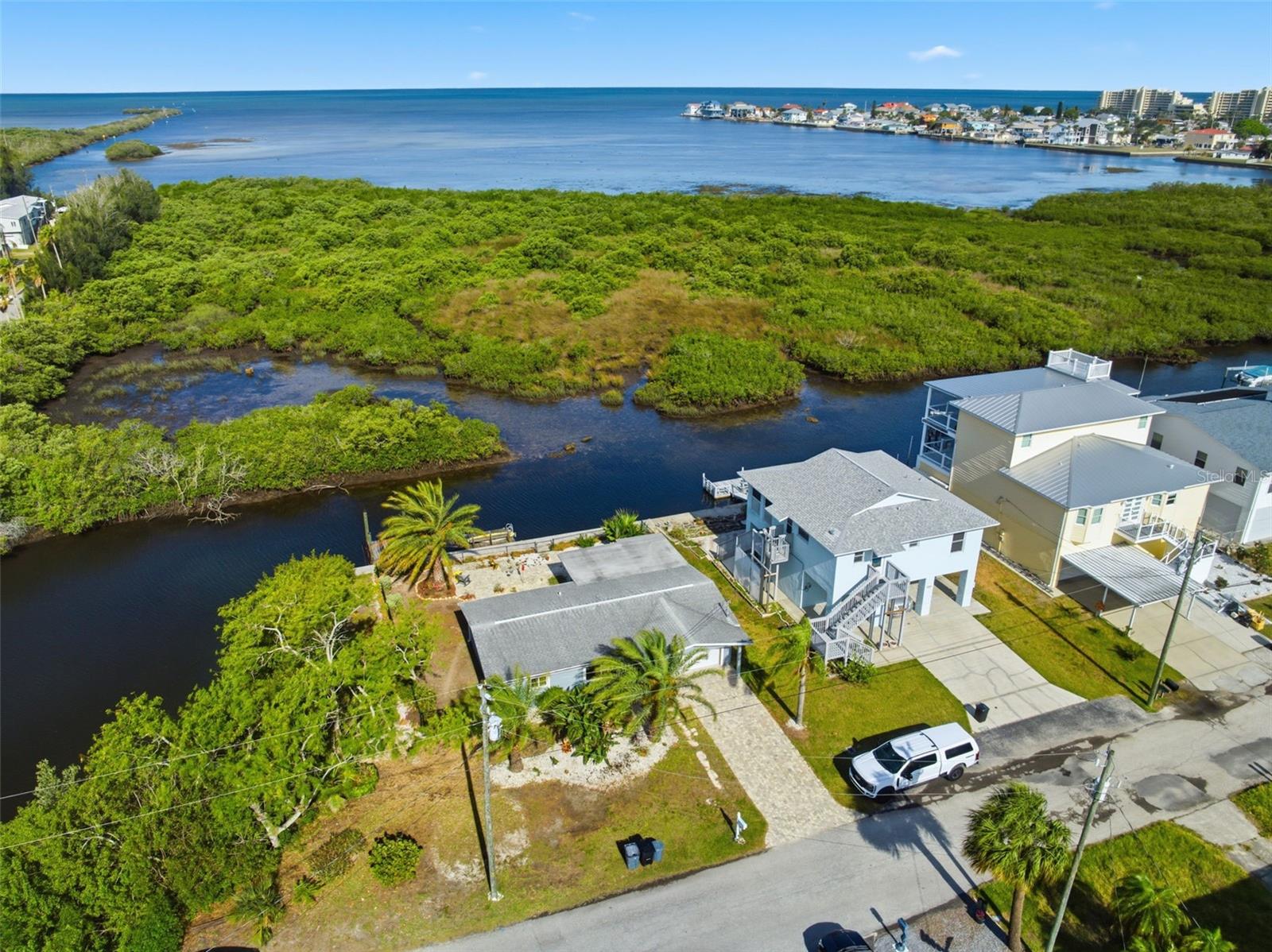 Image 25 of 44 For 13231 Starfish Drive