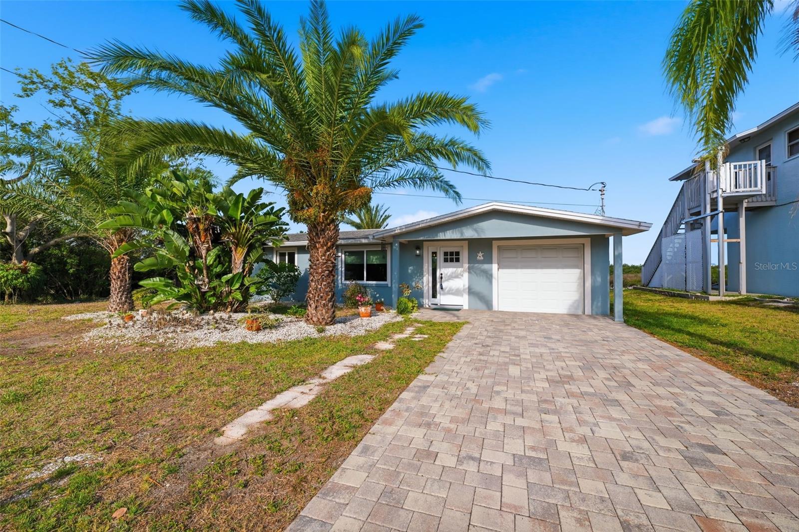 Image 6 of 44 For 13231 Starfish Drive
