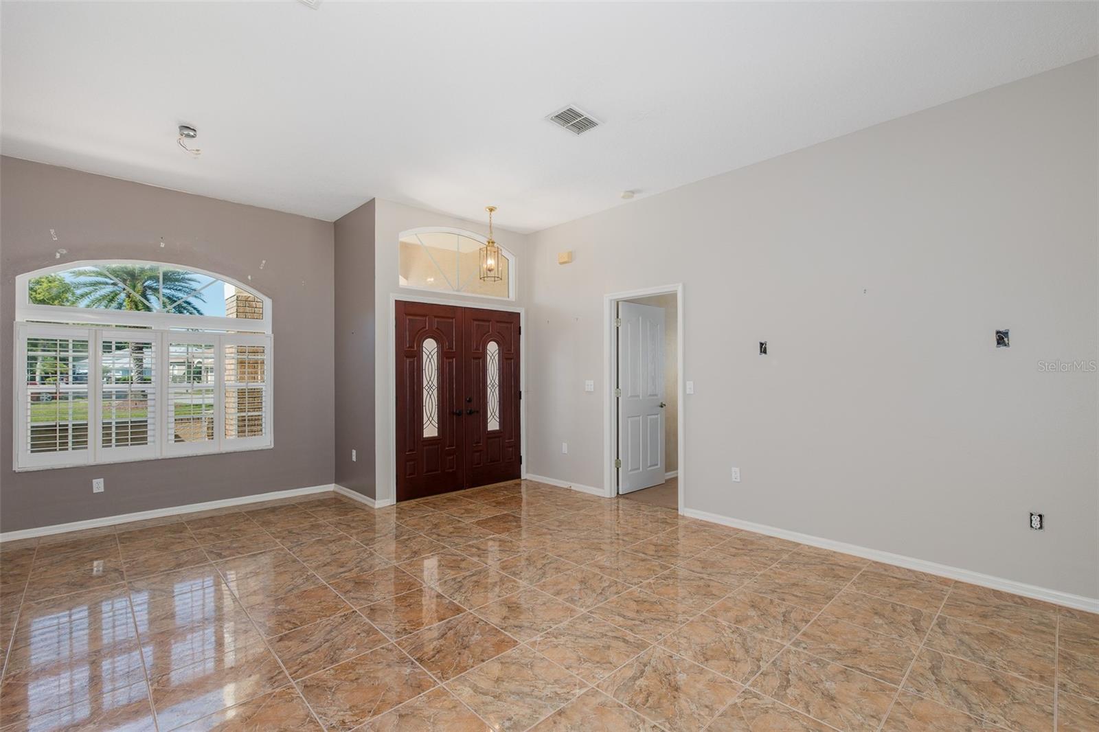 Image 26 of 67 For 1517 Haverhill Drive