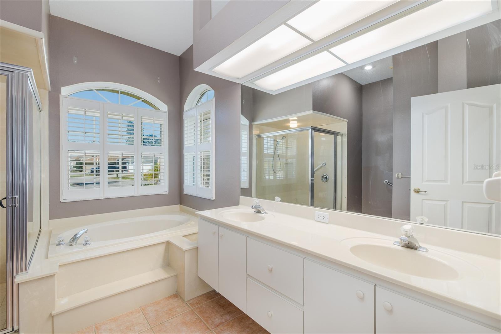 Image 39 of 67 For 1517 Haverhill Drive