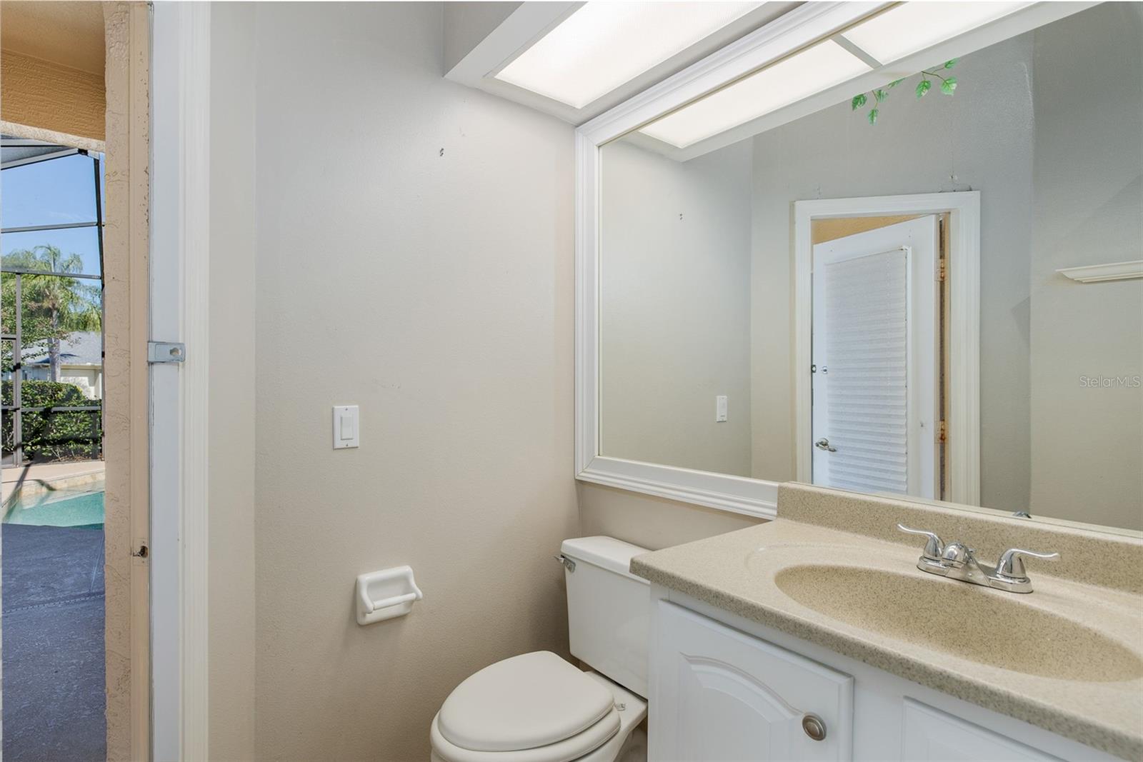 Image 52 of 67 For 1517 Haverhill Drive