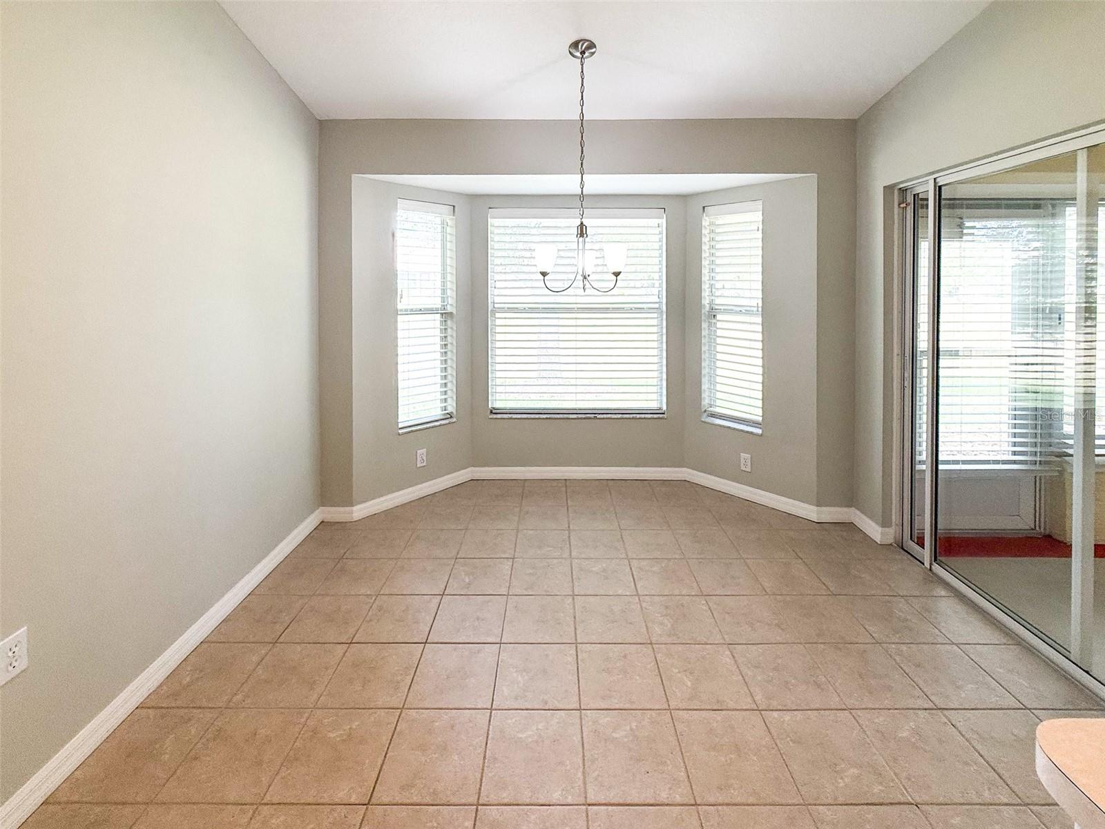 Image 12 of 45 For 18037 Baywood Forest Drive