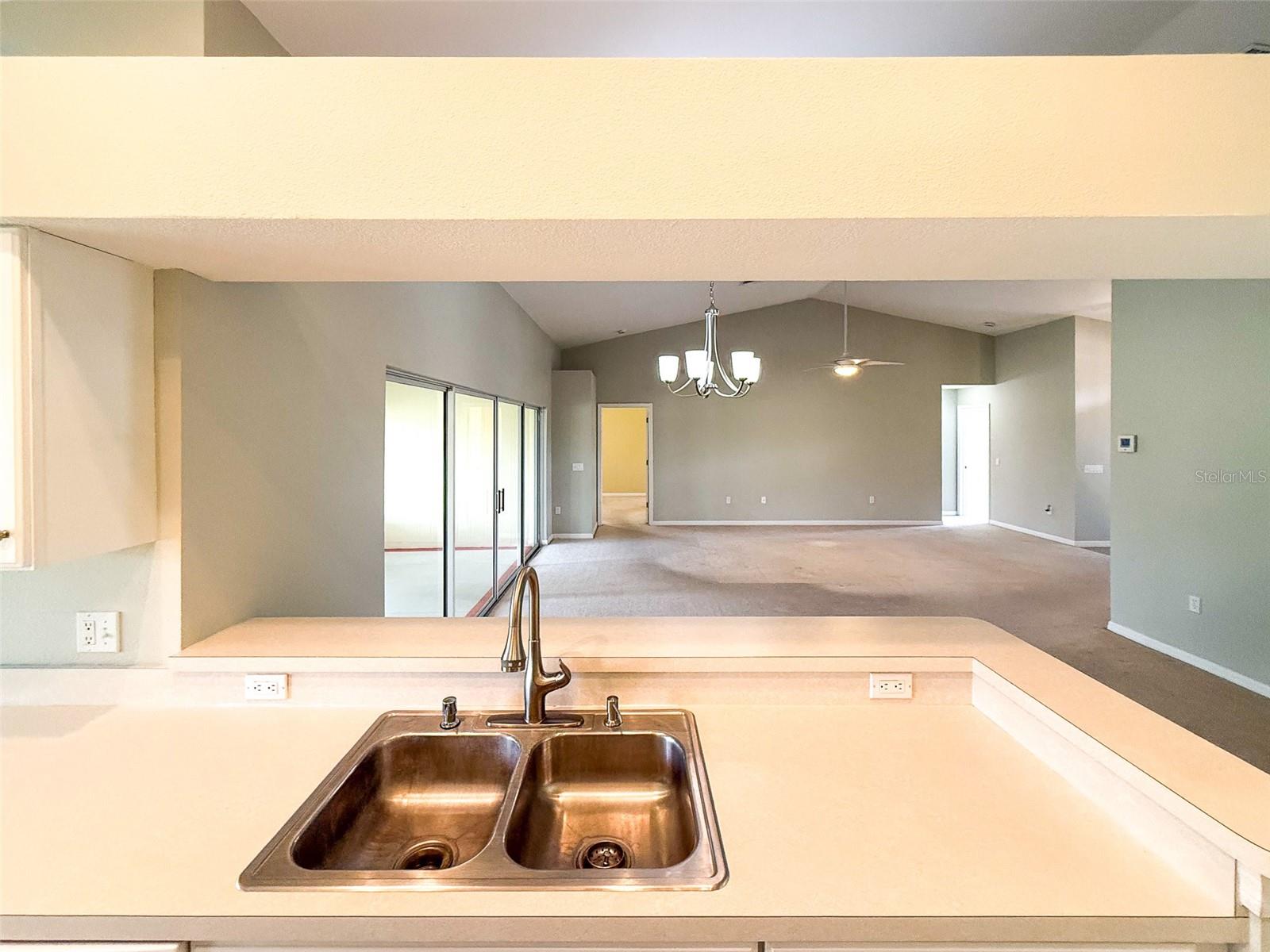 Image 8 of 45 For 18037 Baywood Forest Drive