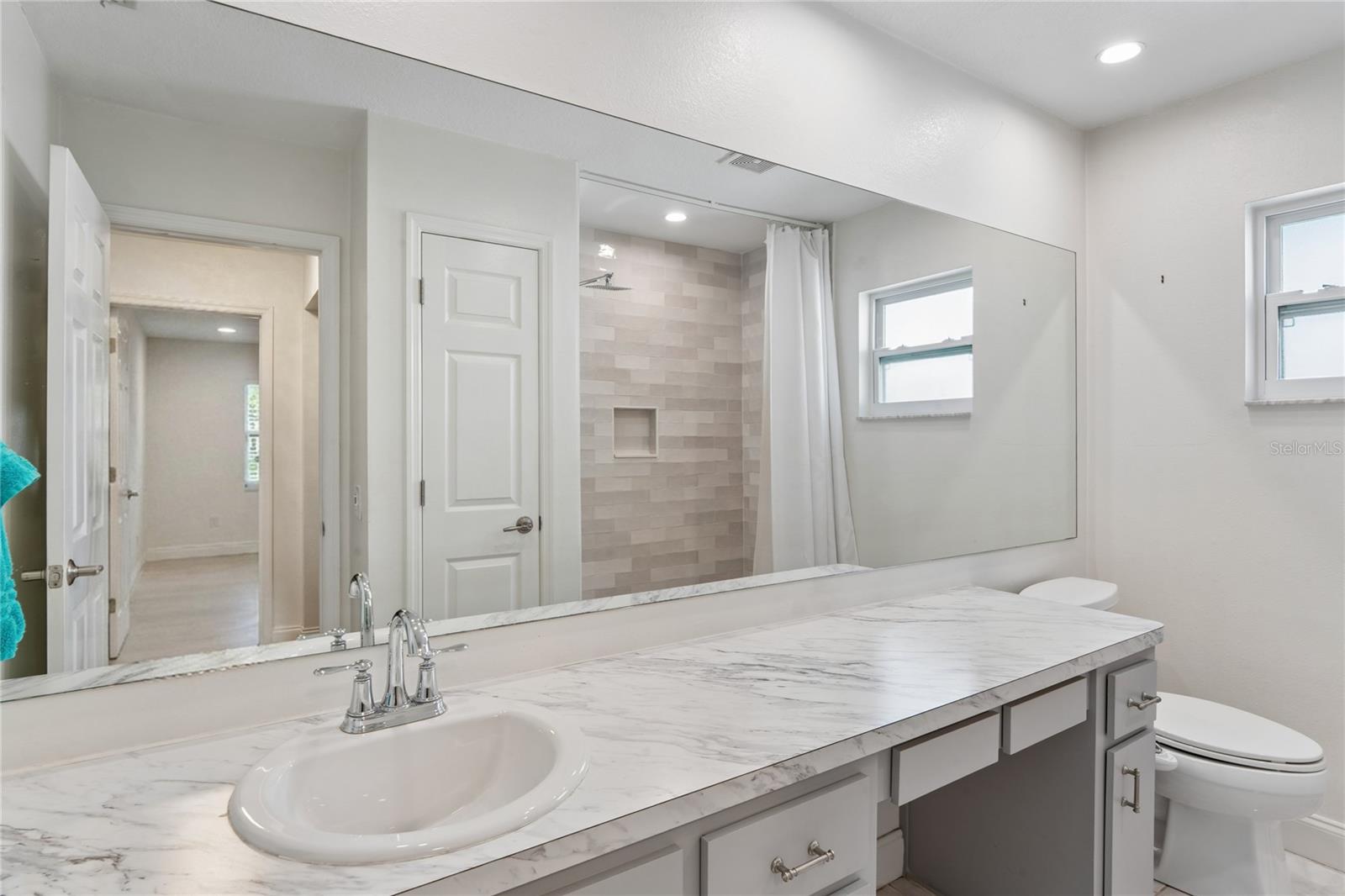 Image 27 of 63 For 7900 Cayuga Drive