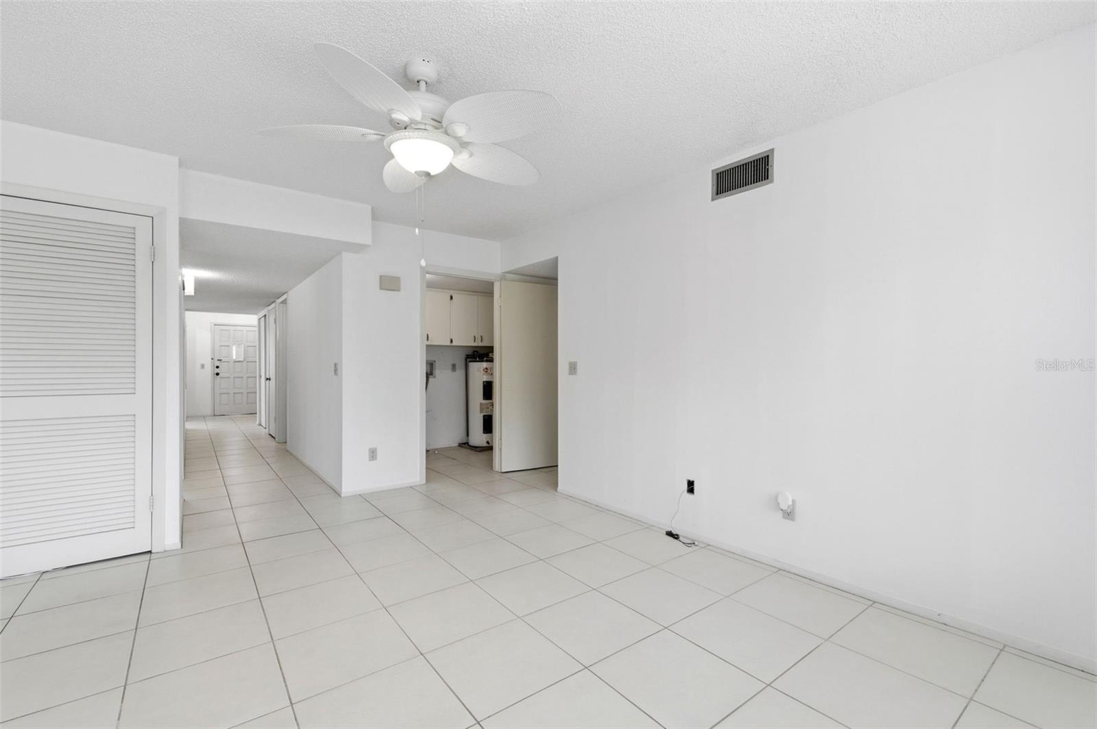 Image 19 of 62 For 2170 Americus Boulevard S 58