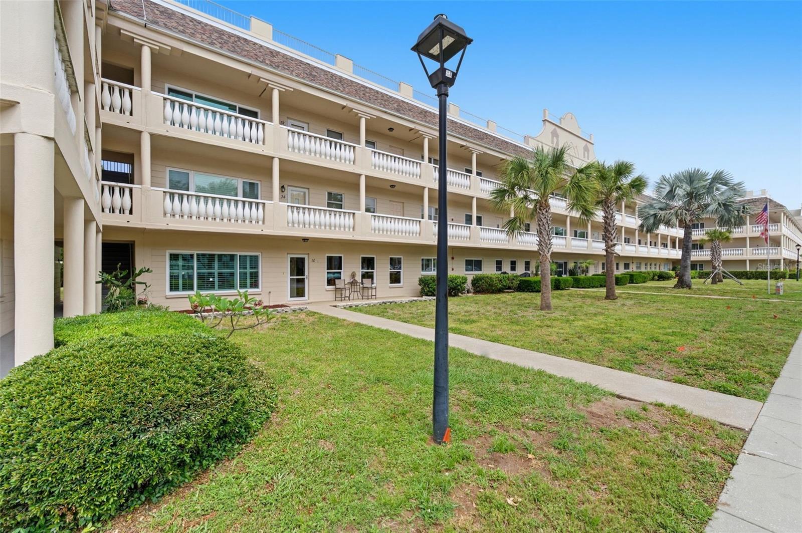 Image 2 of 62 For 2170 Americus Boulevard S 58