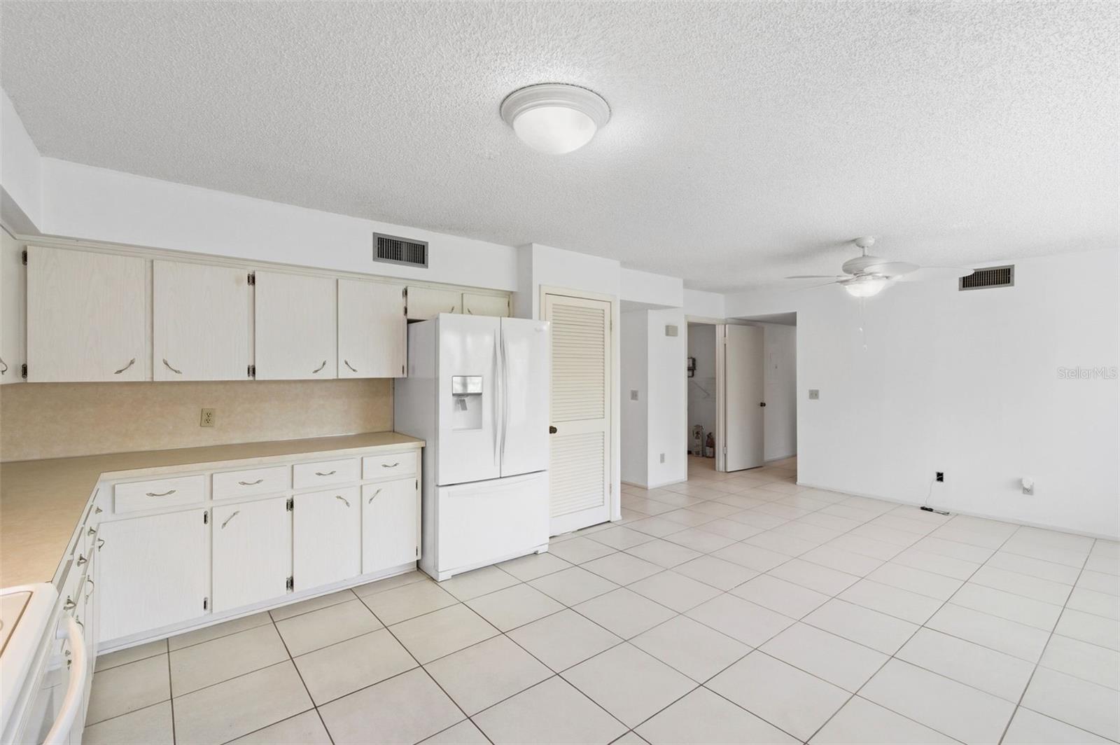 Image 25 of 62 For 2170 Americus Boulevard S 58