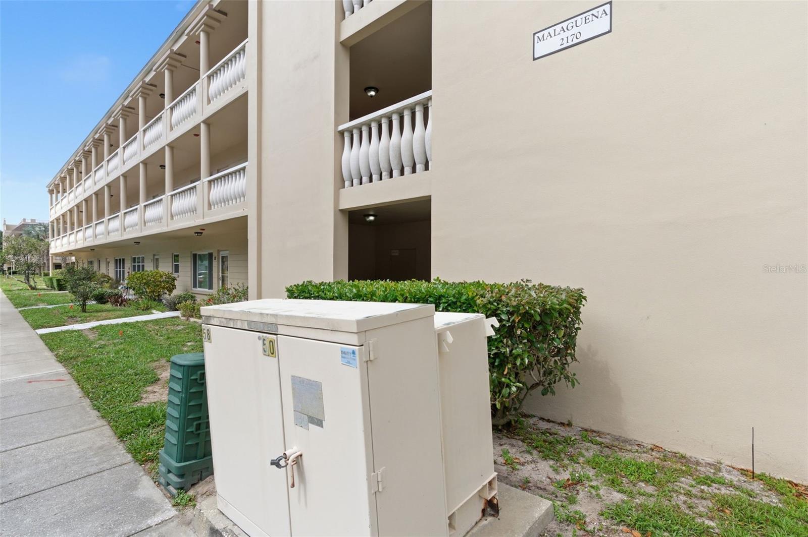 Image 3 of 62 For 2170 Americus Boulevard S 58