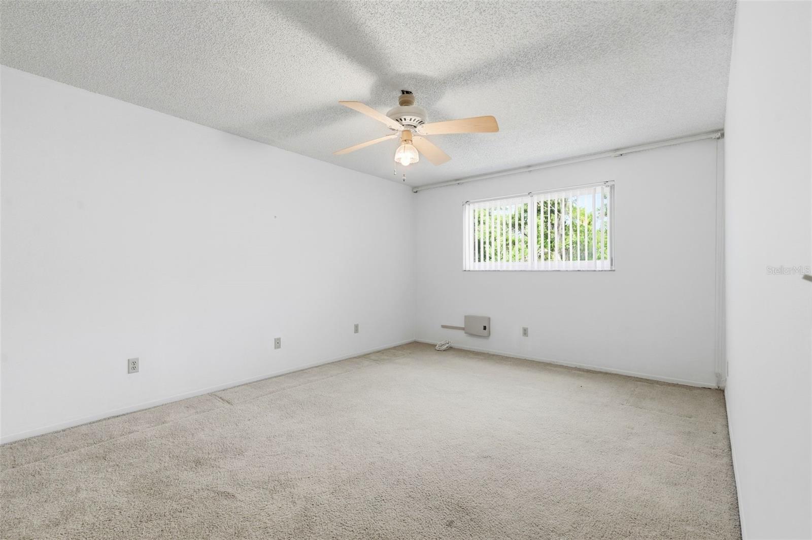 Image 31 of 62 For 2170 Americus Boulevard S 58