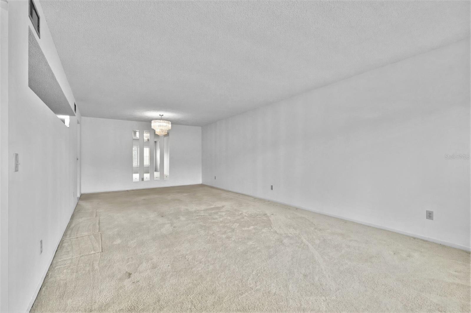 Image 8 of 62 For 2170 Americus Boulevard S 58