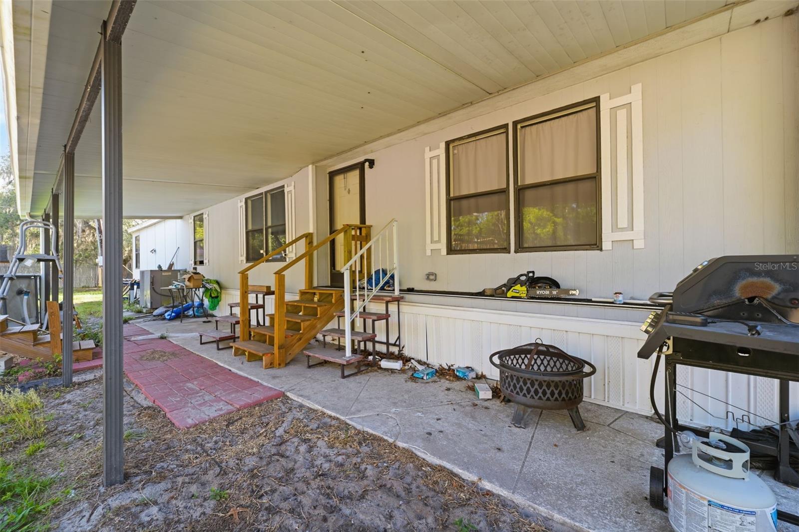 Image 19 of 70 For 11219 Hook Lane