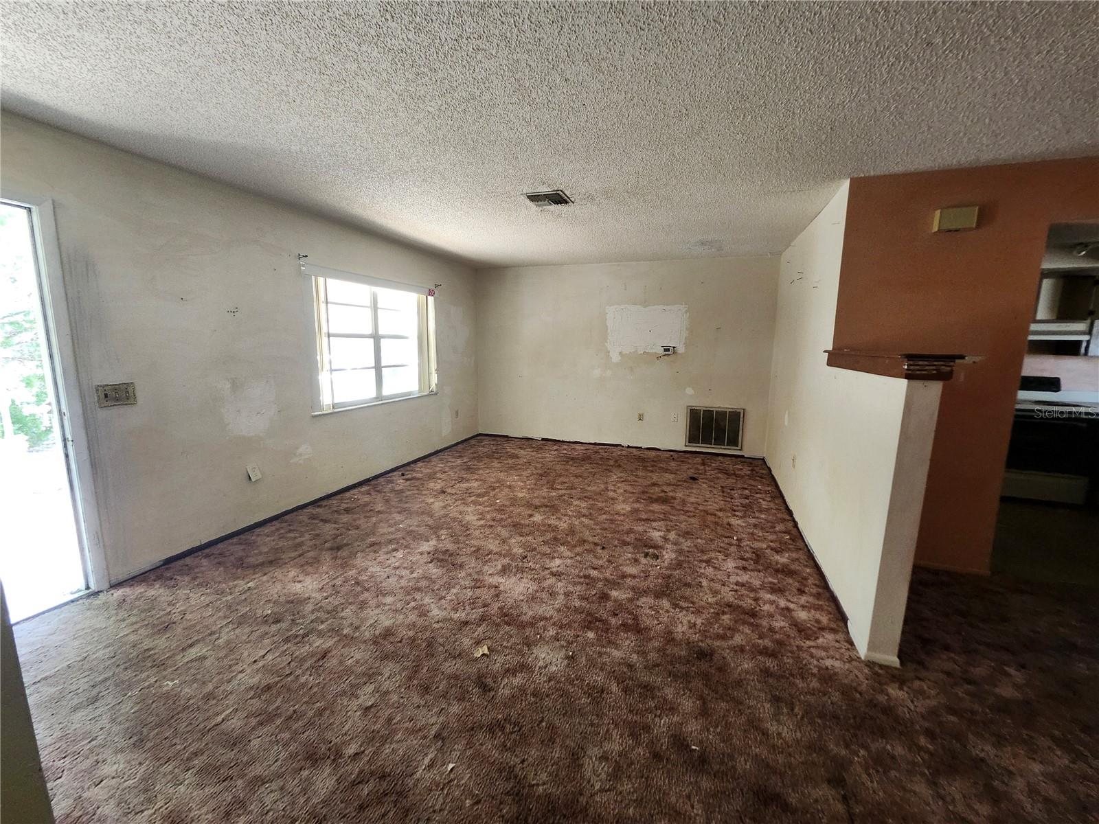 Image 2 of 14 For 2377 Giovanni Avenue