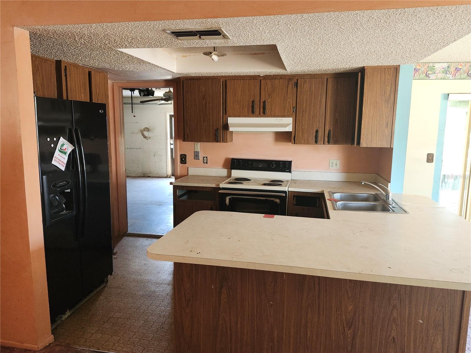 Image 5 of 14 For 2377 Giovanni Avenue