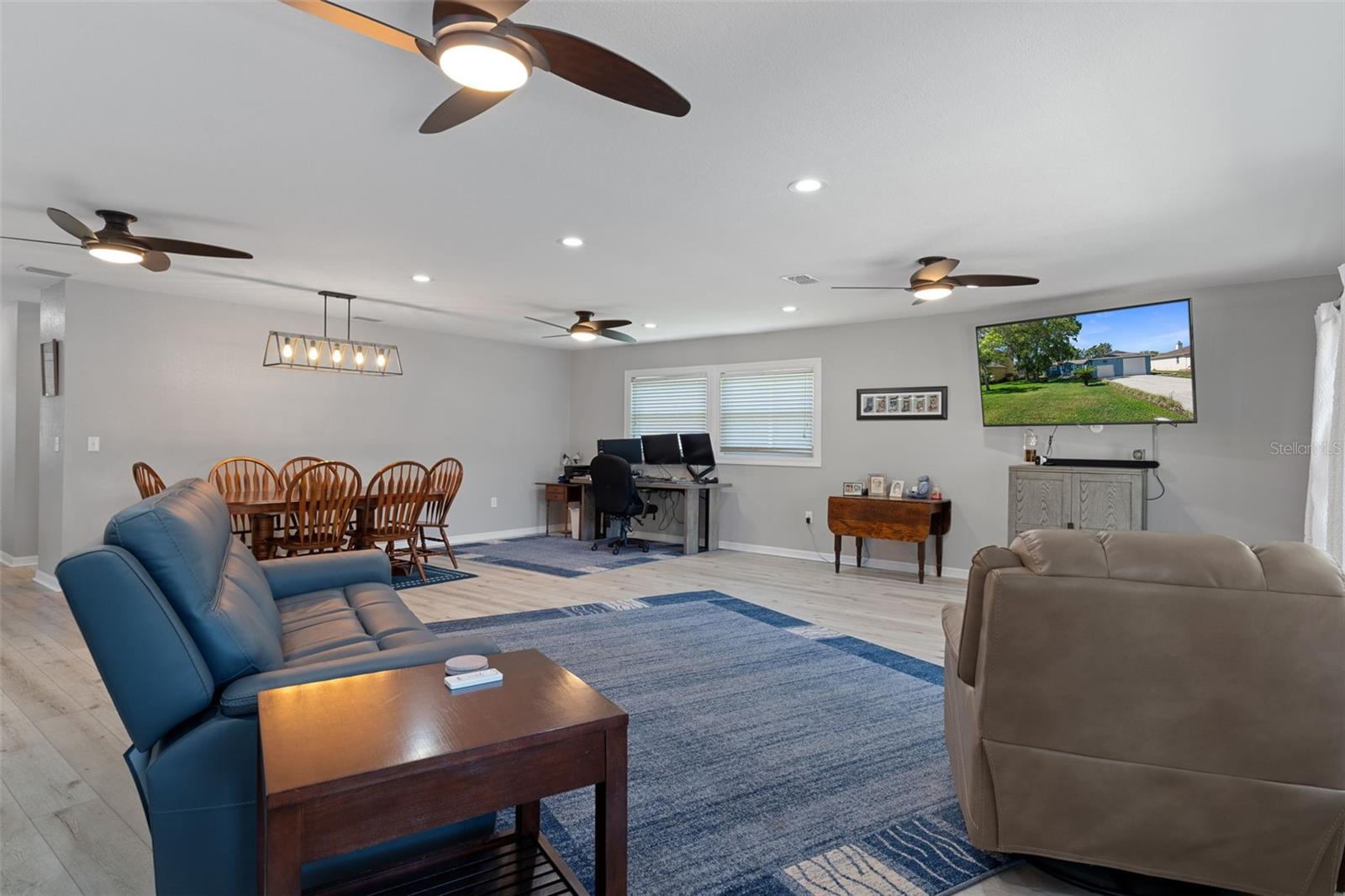 Image 11 of 56 For 11430 Waterway Drive