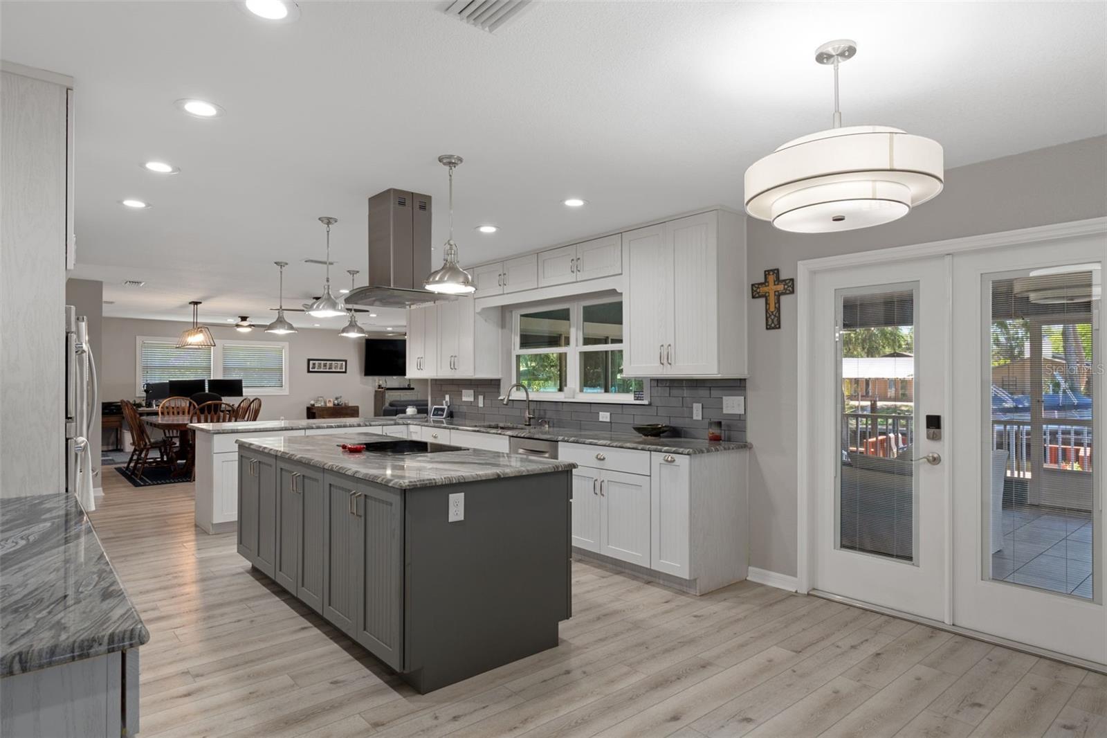 Image 17 of 56 For 11430 Waterway Drive