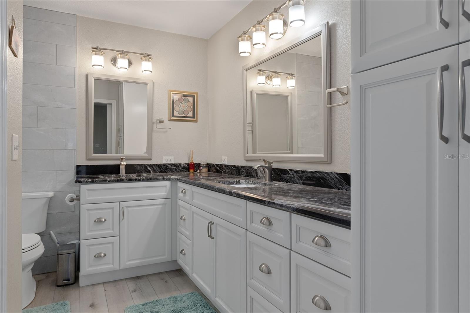Image 22 of 56 For 11430 Waterway Drive