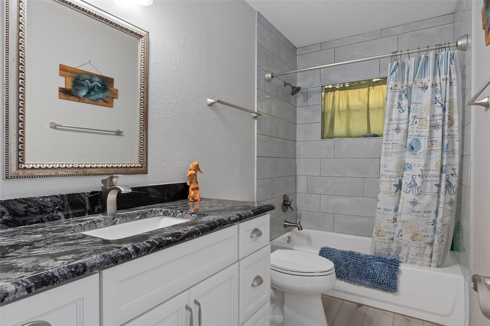 Image 33 of 56 For 11430 Waterway Drive
