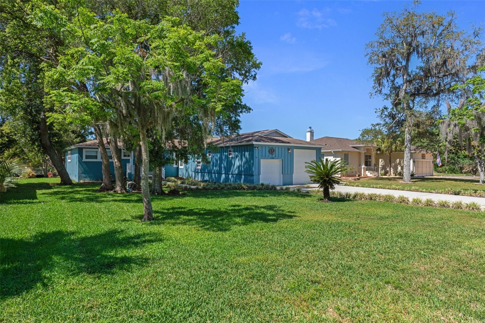 Image 4 of 56 For 11430 Waterway Drive
