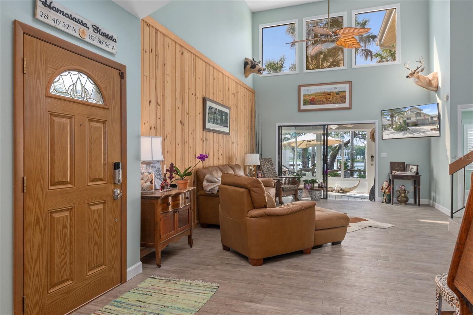 Image 14 of 59 For 5248 Riverview Circle