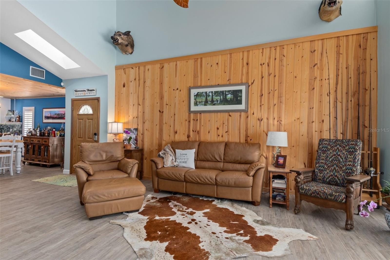 Image 17 of 59 For 5248 Riverview Circle