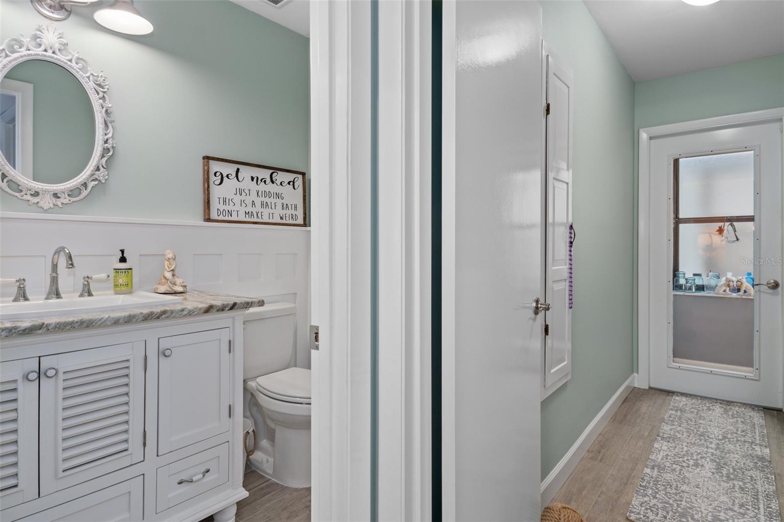 Image 33 of 59 For 5248 Riverview Circle