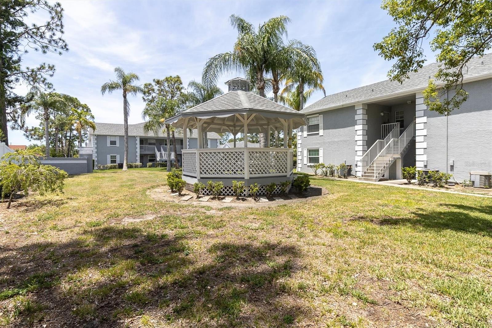 Image 28 of 28 For 7712 Hillside Court 201