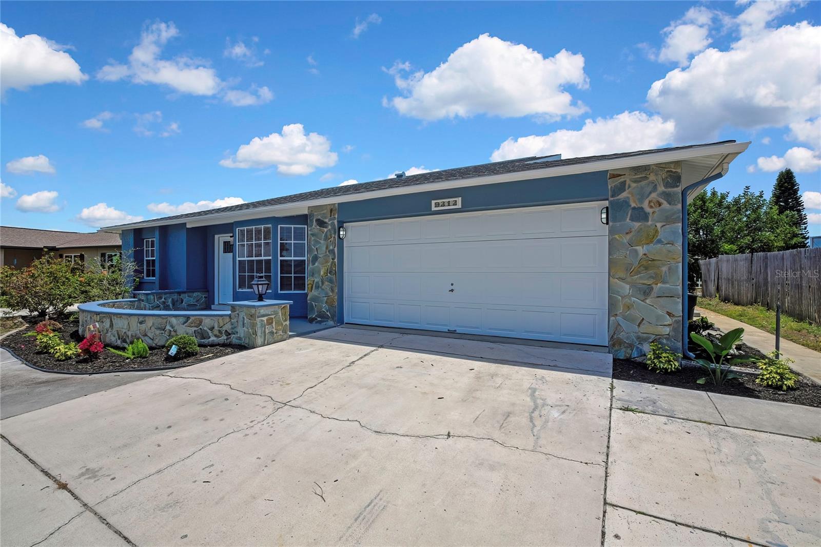 Image 62 of 78 For 9312 Lake Christina Lane