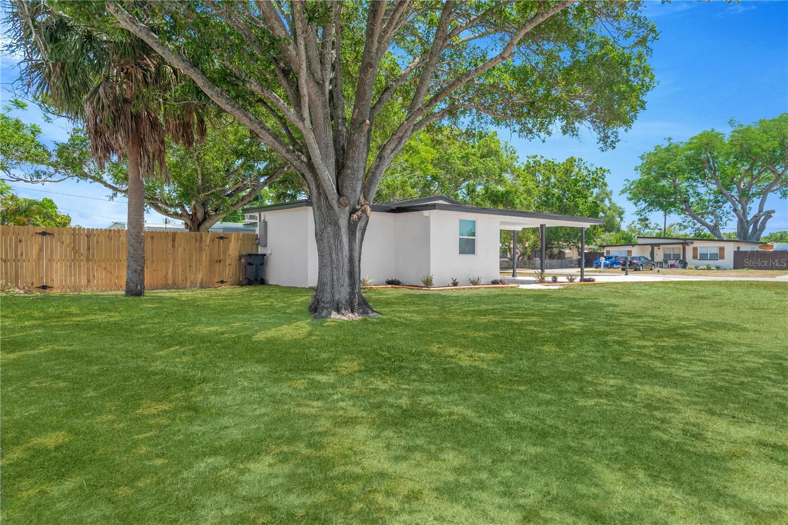 Image 20 of 23 For 5052 Jasmine Circle
