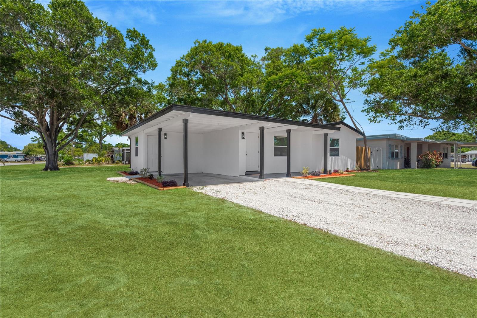 Image 21 of 23 For 5052 Jasmine Circle